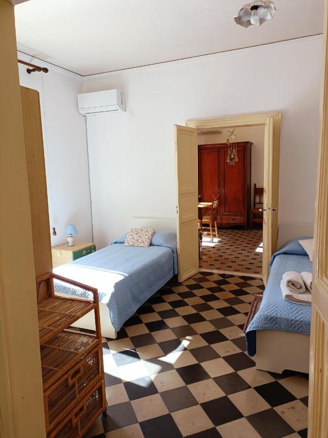 Casa Vacanza Vico Medica Модика Экстерьер фото